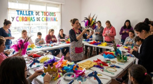 Headpiece and Crown Workshop / Photo via Perfect Venue