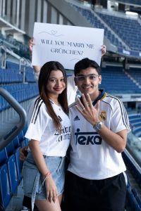 Marriage proposal at the Bernabéu Stadium / Photo via Natalia Ortiz Events