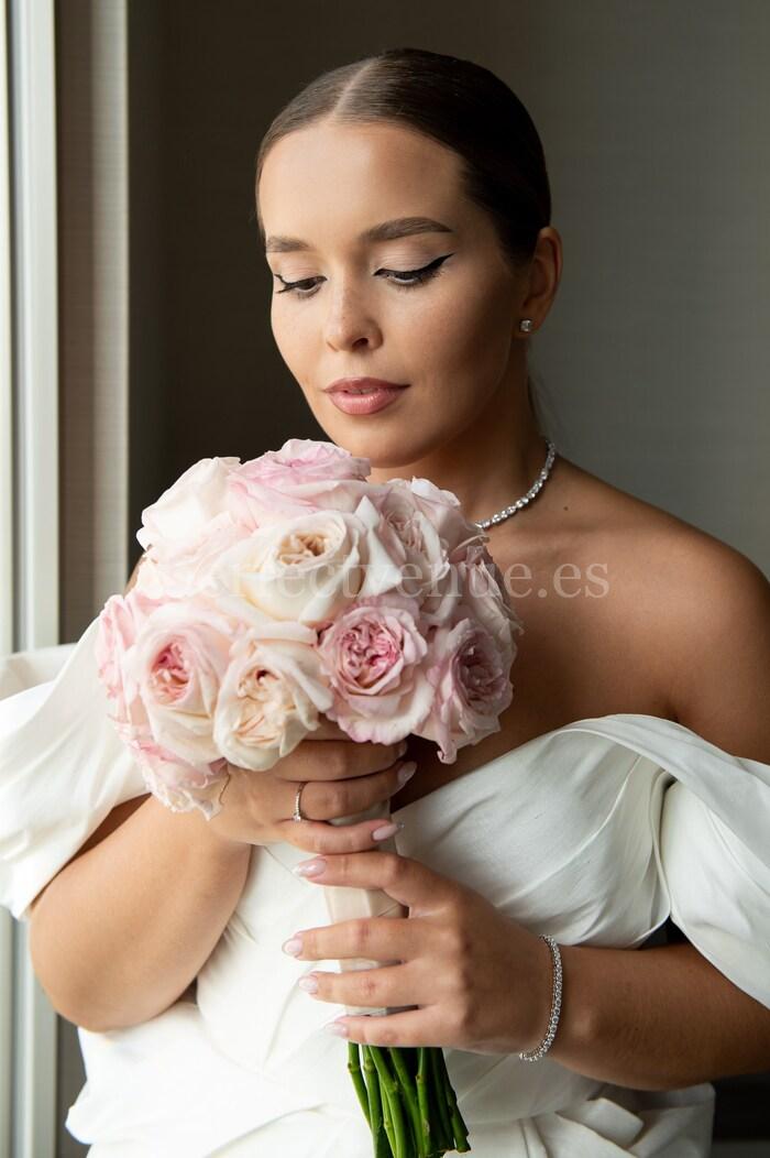Bridal makeup trends in 2027 / Photo via Natalia Ortiz Events
