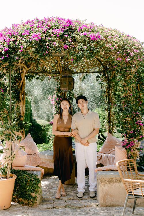 Engagement at Ca's Xorc / Photo via Natalia Ortiz Events