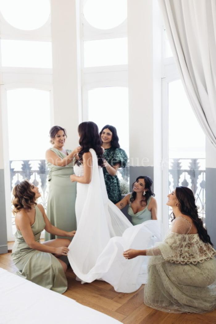 Wedding photographers in Alicante / Photo via Perfect Venue Wedding photographers in Alicante / Photo via Perfect Venue