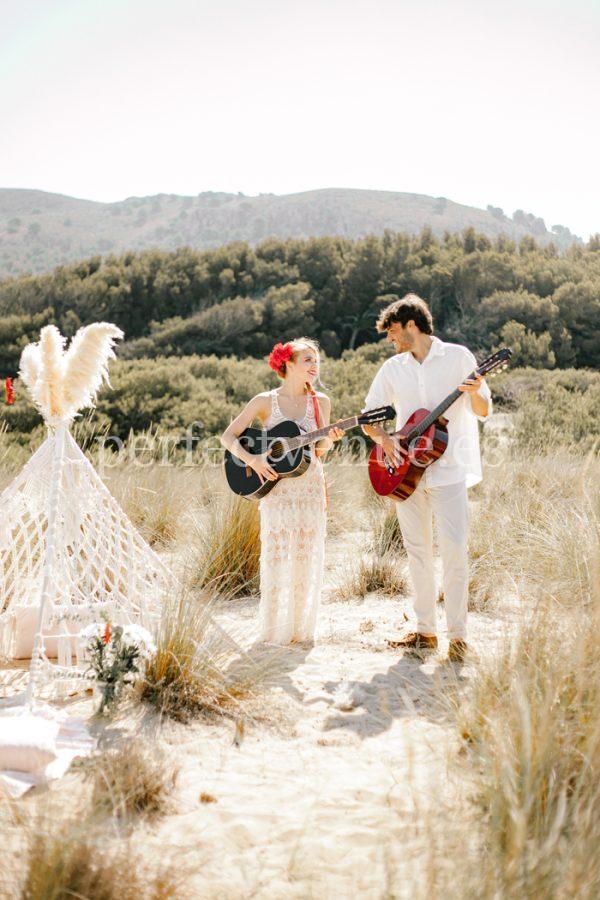Romantic Boho Elopement in Mallorca Dunes : natalia ortiz events