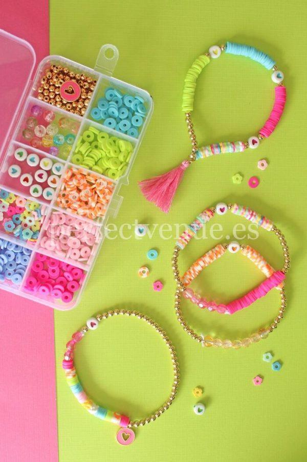 comunión con talleres en Madrid de pulseras / Foto via Pinterest