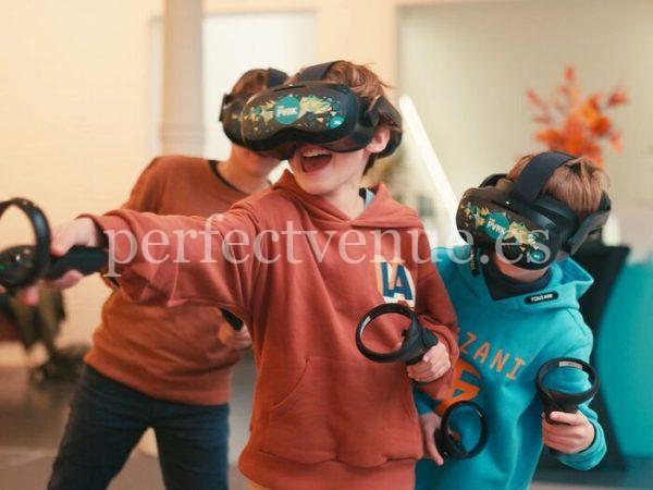 comunión con talleres en Madrid de realidad virtual / Foto via Pinterest