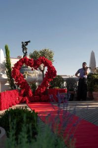 Pedida de mano en un rooftop en Madrid / Natalia Ortiz Events