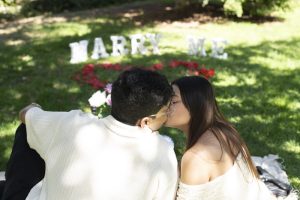 Pedida de mano en el Santiago Bernabéu / Foto vía Natalia Ortiz Events