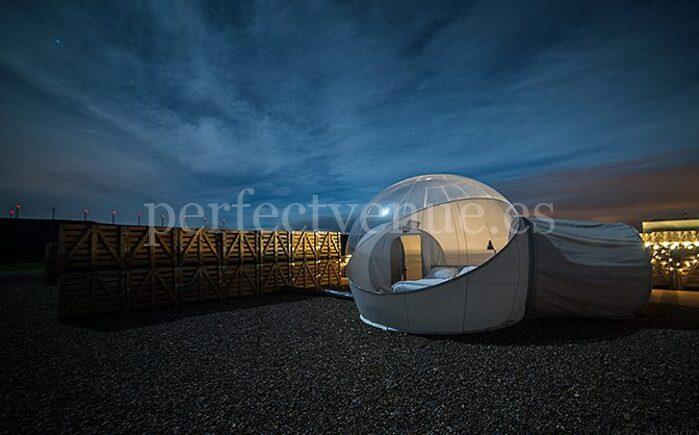 Hotel burbuja con vista astronómica / Perfect Venue
